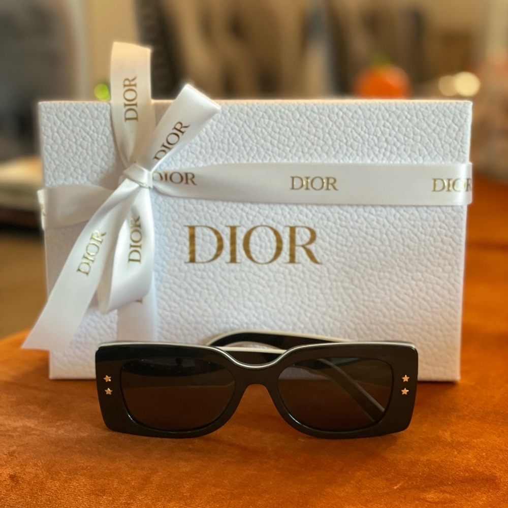 Authentic small Dior box (ribbon included)